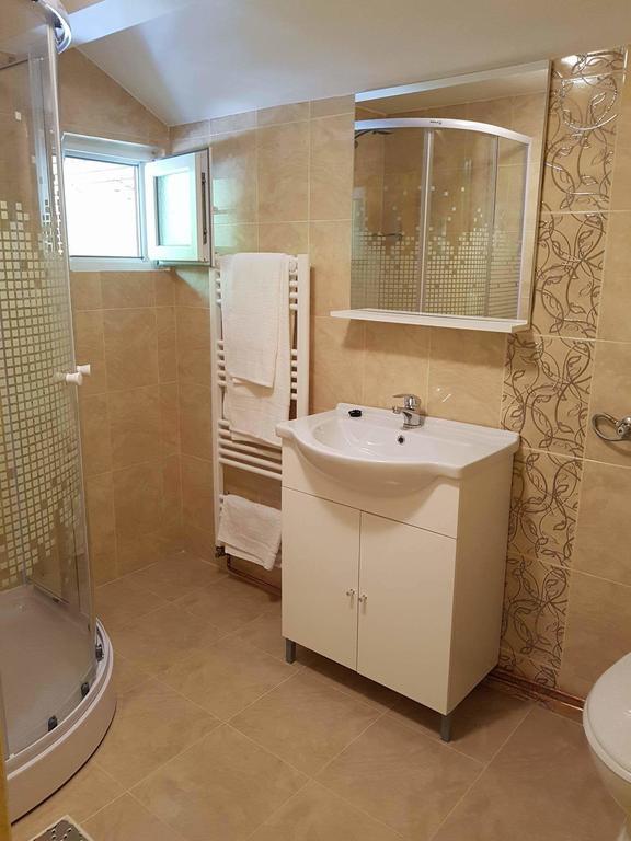 Cabana Sarmis Costesti Εξωτερικό φωτογραφία
